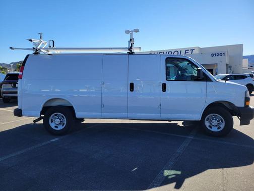2025 Chevrolet Express 2500 RWD 2500 Extended Wheelbase WT