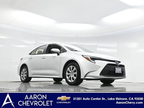 2025 Toyota Corolla Hybrid LE