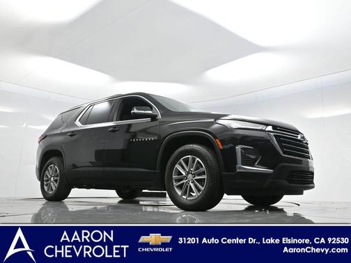 2022 Chevrolet Traverse LT Cloth