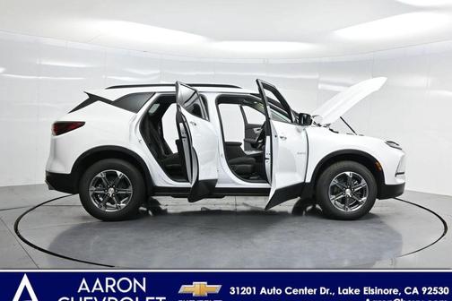 Summit White 2025 Chevrolet Blazer 2LT