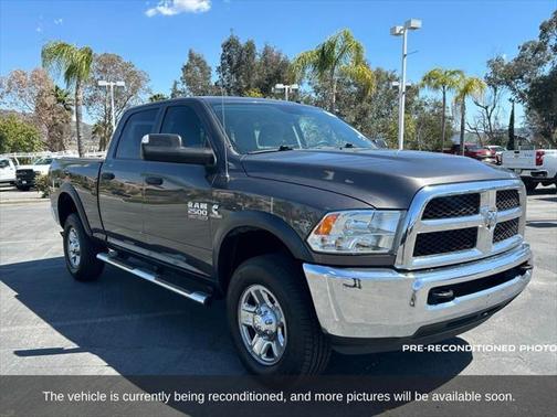 2018 RAM 2500 Tradesman Crew Cab 4x4 6'4' Box