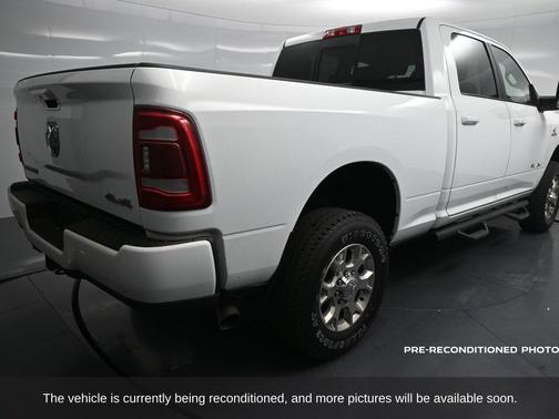 2024 RAM 2500 Laramie Crew Cab 4x4 6'4' Box