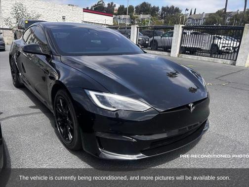 2022 Tesla Model S Plaid