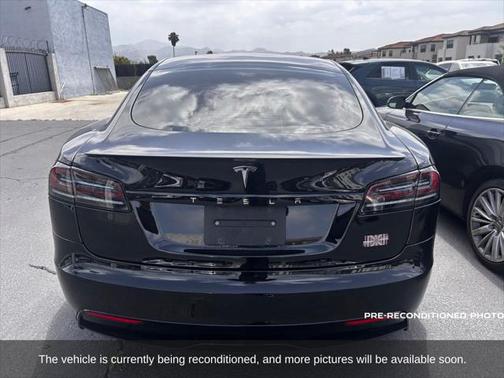 2022 Tesla Model S Plaid
