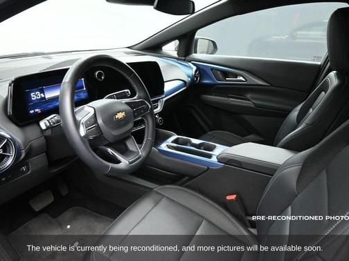 2025 Chevrolet Equinox EV LT