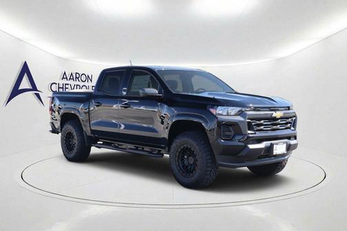 Black 2026 Chevrolet Colorado LT