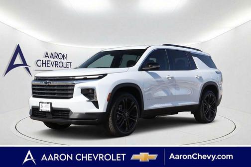 Polar White Tricoat 2027 Chevrolet Traverse LT