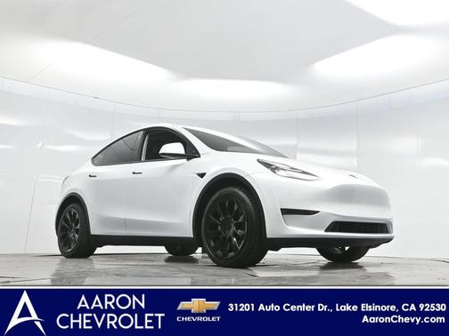 2021 Tesla Model Y Standard Range Rear-Wheel Drive