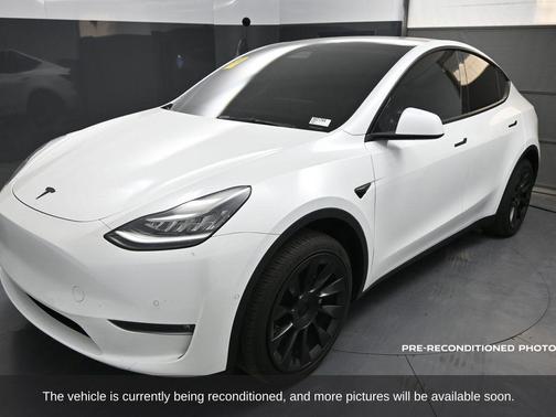 2021 Tesla Model Y Standard Range Rear-Wheel Drive