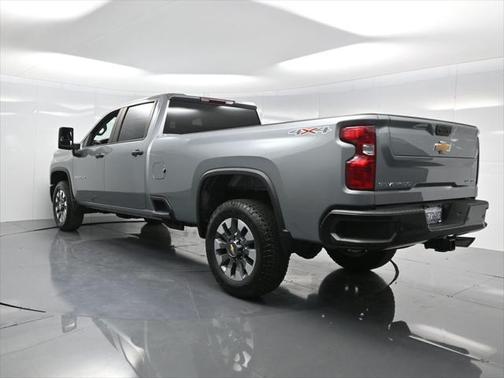 2024 Chevrolet Silverado 2500 Custom