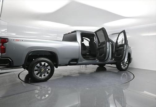 2024 Chevrolet Silverado 2500 Custom