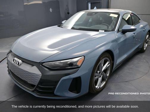 2022 Audi e-tron GT Premium Plus