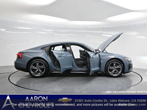 2022 Audi e-tron GT Premium Plus