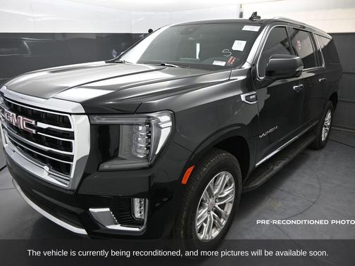 2024 GMC Yukon XL SLT