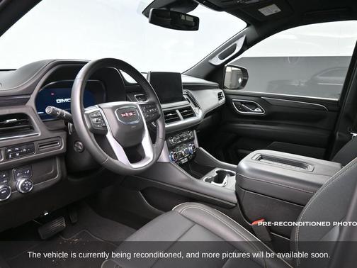 2024 GMC Yukon XL SLT