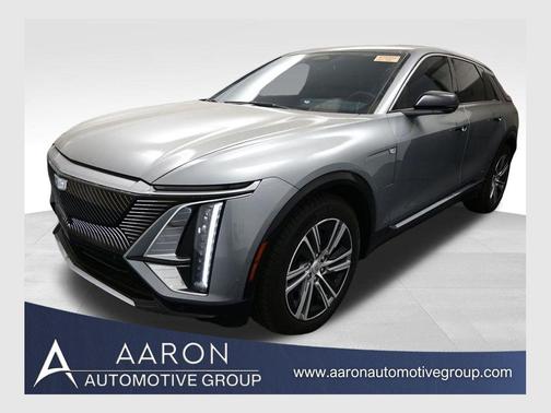 Argent Silver Metallic 2024 Cadillac LYRIQ Luxury
