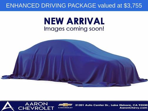 Iridescent Pearl Tricoat 2024 Chevrolet Traverse AWD Z71