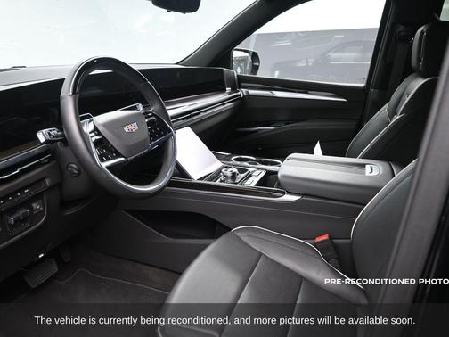 2025 Cadillac Escalade ESV Premium Luxury
