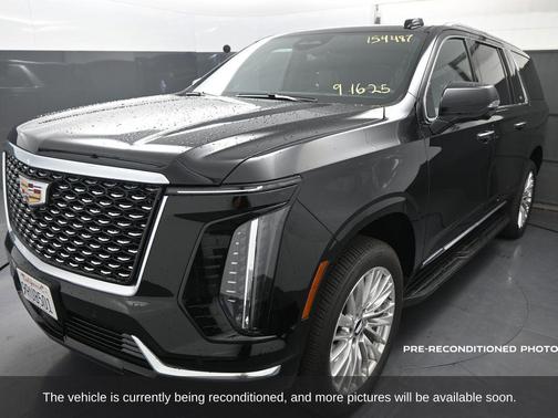 2025 Cadillac Escalade ESV Premium Luxury