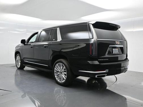 2025 Cadillac Escalade ESV Premium Luxury