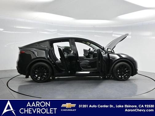 2023 Tesla Model Y Long Range Dual Motor All-Wheel Drive