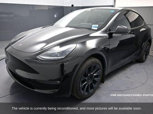 2023 Tesla Model Y Long Range Dual Motor All-Wheel Drive