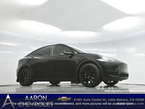 2023 Tesla Model Y Long Range Dual Motor All-Wheel Drive