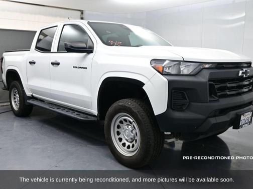 2023 Chevrolet Colorado WT