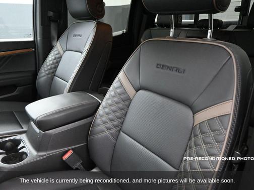 2024 GMC Canyon Denali