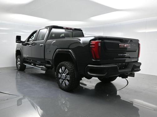 2024 GMC Sierra 2500 Denali