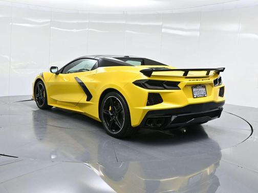 2025 Chevrolet Corvette Stingray w/3LT