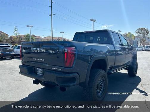 2024 GMC Sierra 2500 Denali Ultimate