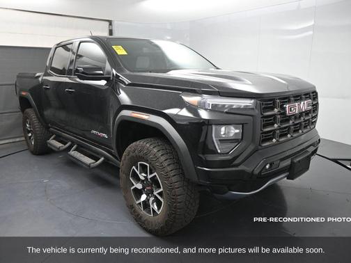 2024 GMC Canyon AT4X