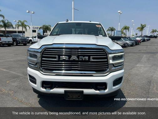 2024 RAM 2500 Laramie Crew Cab 4x4 6'4' Box