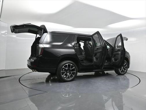 2025 Chevrolet Tahoe 4WD RST