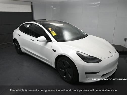 2021 Tesla Model 3 Standard Range Plus