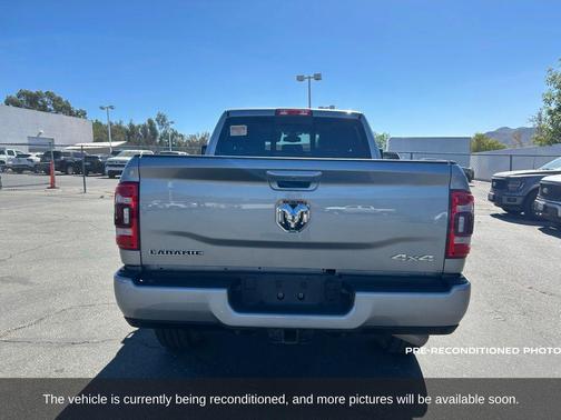2024 RAM 2500 Laramie Crew Cab 4x4 6'4' Box