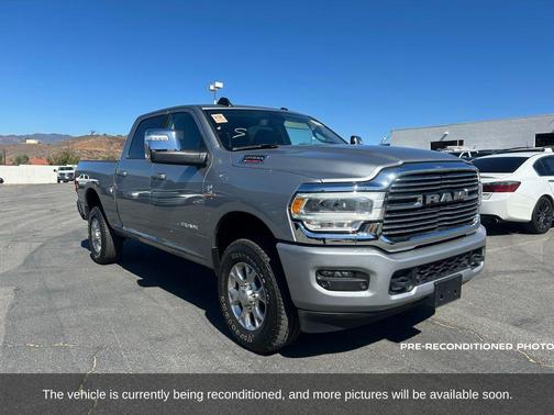 2024 RAM 2500 Laramie Crew Cab 4x4 6'4' Box