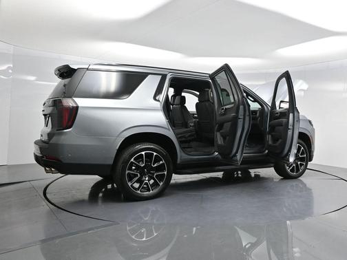 2025 Chevrolet Tahoe 2WD RST