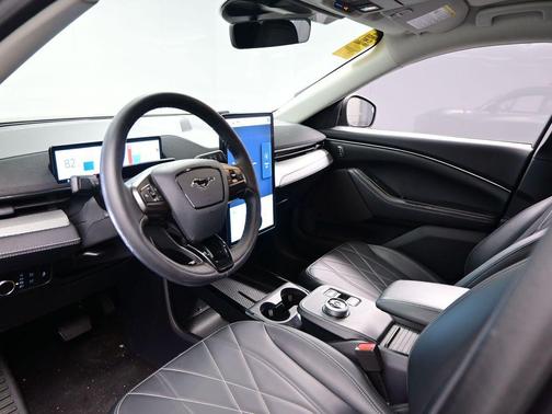 2023 Ford Mustang Mach-E Select