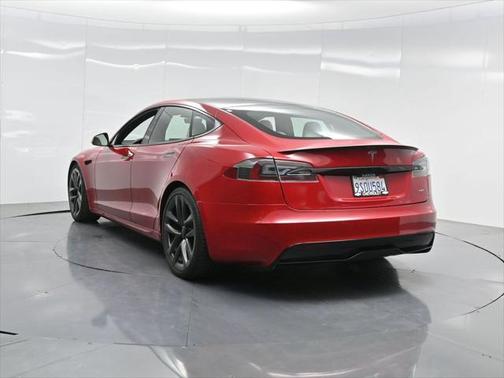 2021 Tesla Model S Plaid