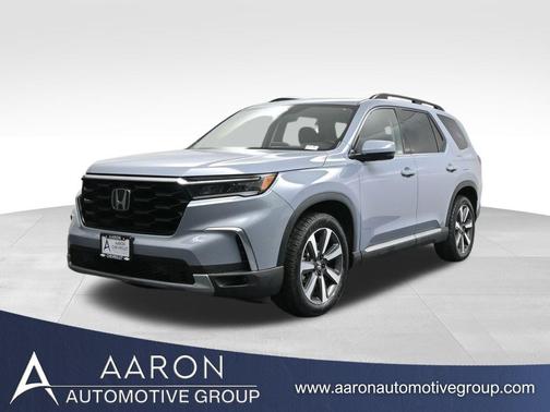 2023 Honda Pilot Touring 8-Passenger