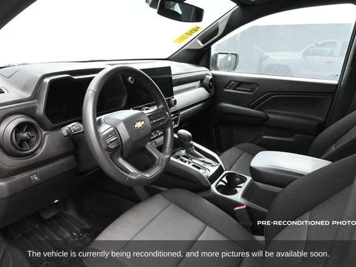 2024 Chevrolet Colorado WT
