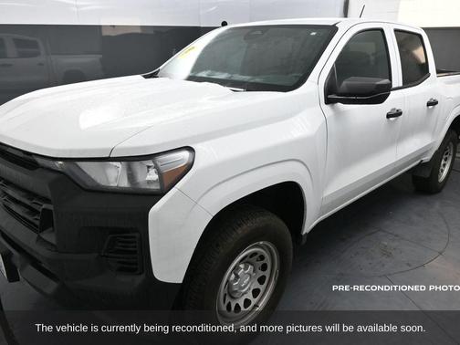 2024 Chevrolet Colorado WT