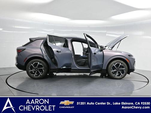 2025 Chevrolet Equinox EV LT