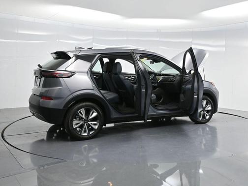 2023 Chevrolet Bolt EUV FWD LT