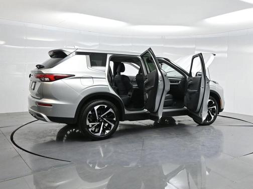 2024 Mitsubishi Outlander SE 2.5 2WD