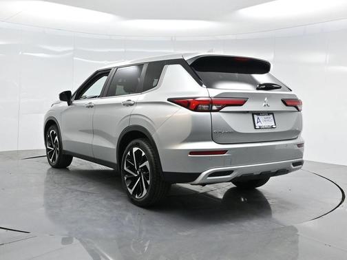 2024 Mitsubishi Outlander SE 2.5 2WD