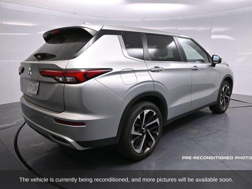 2024 Mitsubishi Outlander SE 2.5 2WD