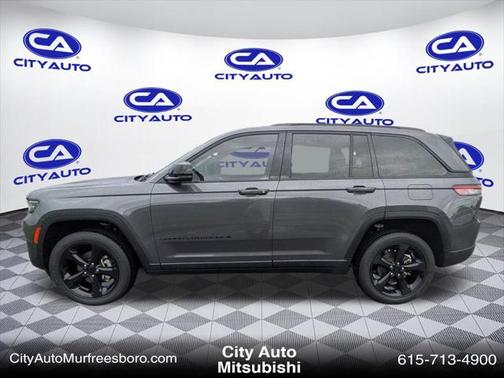 2022 Jeep Grand Cherokee Altitude
